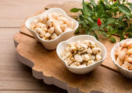 Aglio marinato kg 0.314